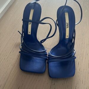 Zara Women's Navy Strappy Heels